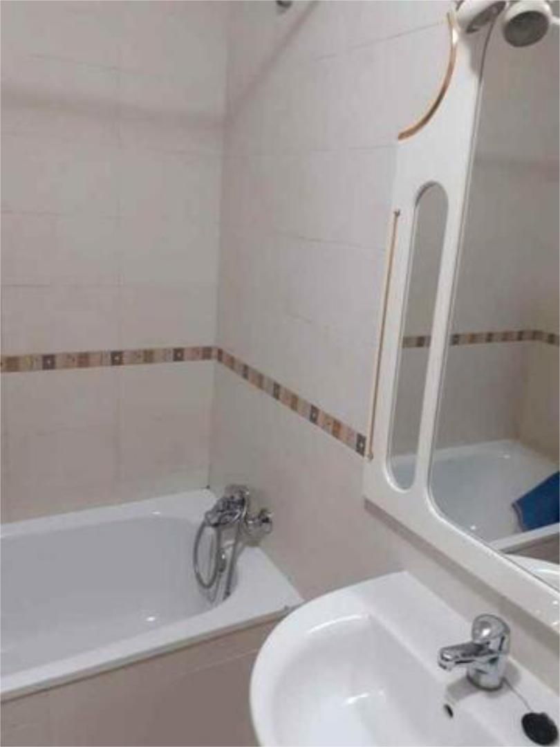 Bathroom of Flat to rent in Churriana de la Vega  with Terrace and Furnished
