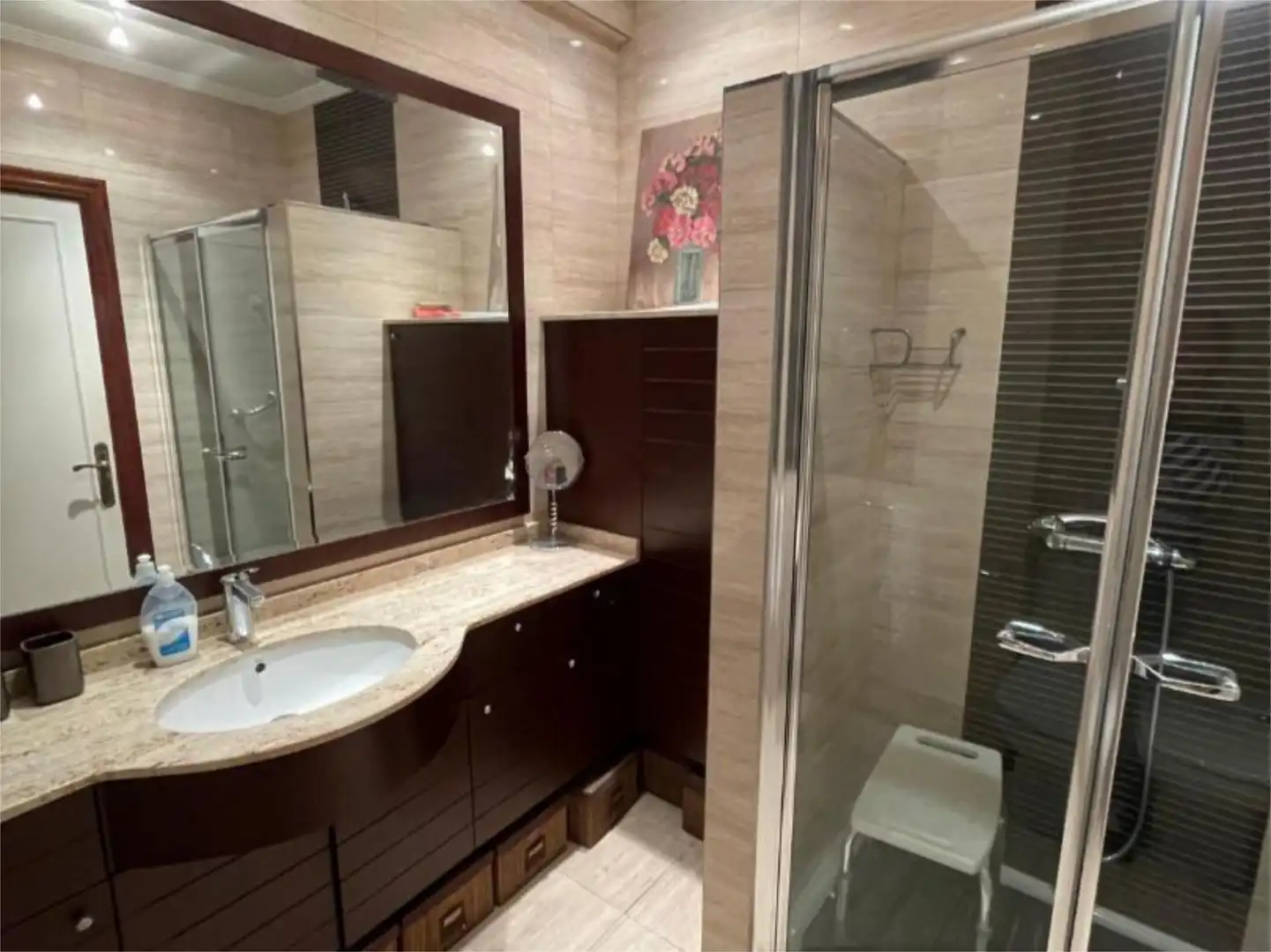 Bathroom of Flat for sale in Bilbao   with Heating, Parquet flooring and Terrace