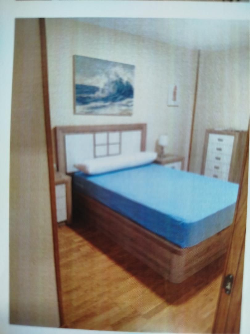 Pis de lloguer a Avenida da Maía, 8, Bertamirans Dormitori de Pis de lloguer en Ames amb Calefacció, Parquet i Traster