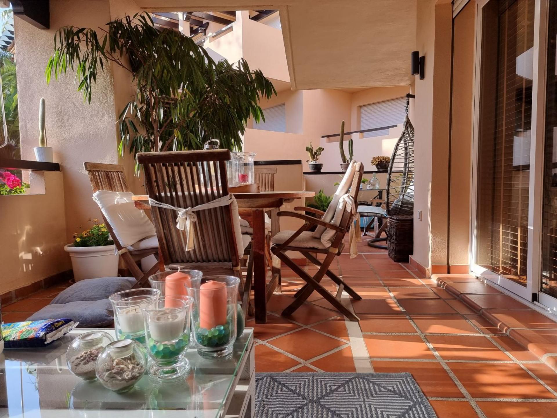 Terraza de Piso en venta en Marbella con Aire acondicionado, Terraza y Piscina