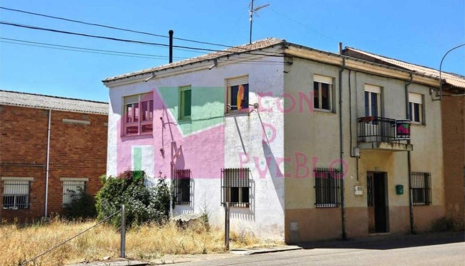 Country house for sale in Calle Astorga, 13, Villarejo de Órbigo, León - image 1 Photo 1 of Country house for sale in Calle Astorga, 13, Villarejo de Órbigo, León