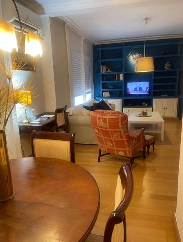 Piso en Venta en Calle Justino Matute, 11 en Triana Este