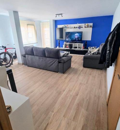 Foto 1 de Pis en venda a Calle Alfredo Agosti, 4, Flores de Sil - La Placa, León