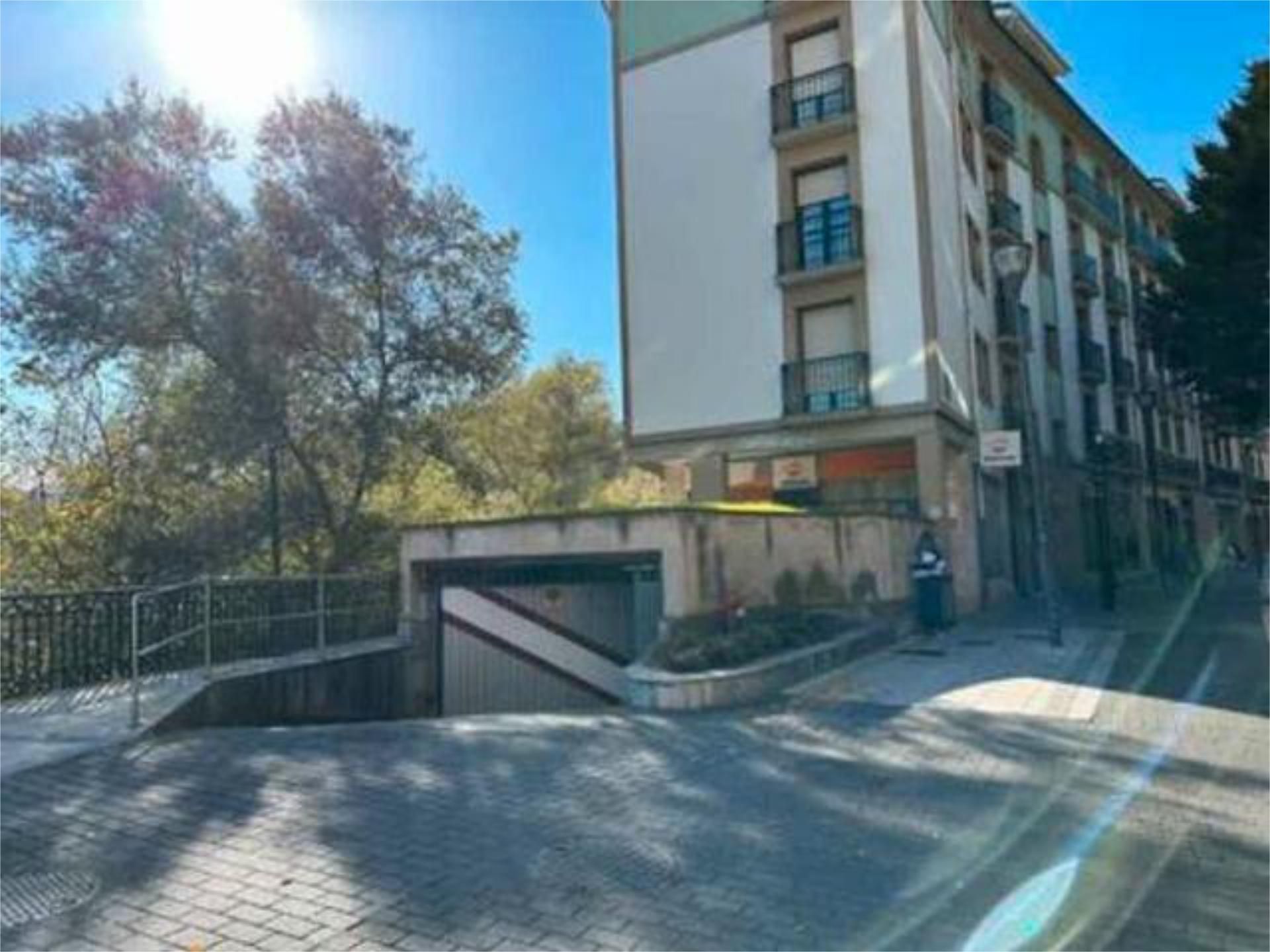 Vista exterior de Garatge de lloguer en Beasain