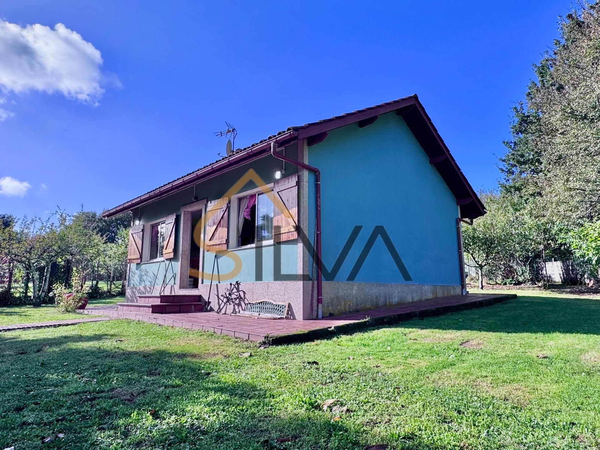 Casa o xalet en venda a Rúa Castrillón, Los Castros - Castrillón