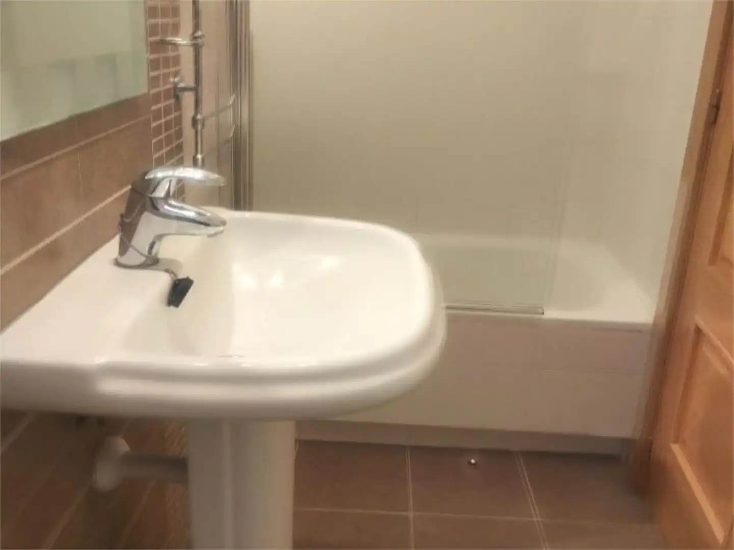 Piso en venta en Paseo de Zorrilla, 155, La Rubia Baño de Piso en venta en Valladolid con Calefacción, Jardín privado y Parquet