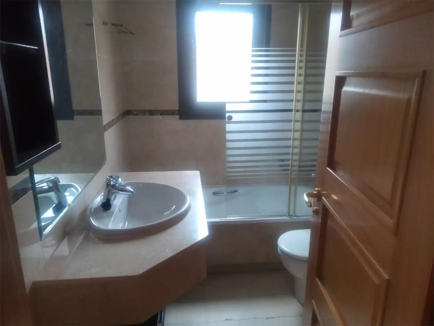 Piso en venta en Paseo de Zorrilla, 155, La Rubia Baño de Piso en venta en Valladolid con Calefacción, Jardín privado y Parquet