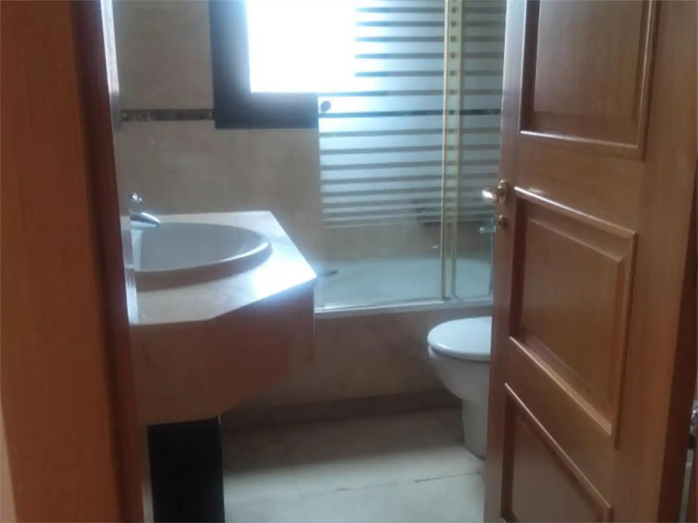 Piso en venta en Paseo de Zorrilla, 155, La Rubia Baño de Piso en venta en Valladolid con Calefacción, Jardín privado y Parquet