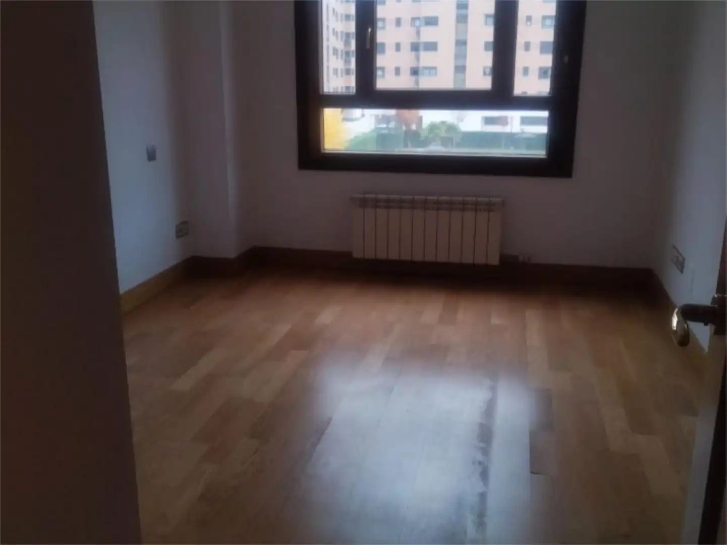 Piso en venta en Paseo de Zorrilla, 155, La Rubia Habitación de Piso en venta en Valladolid con Calefacción, Jardín privado y Parquet