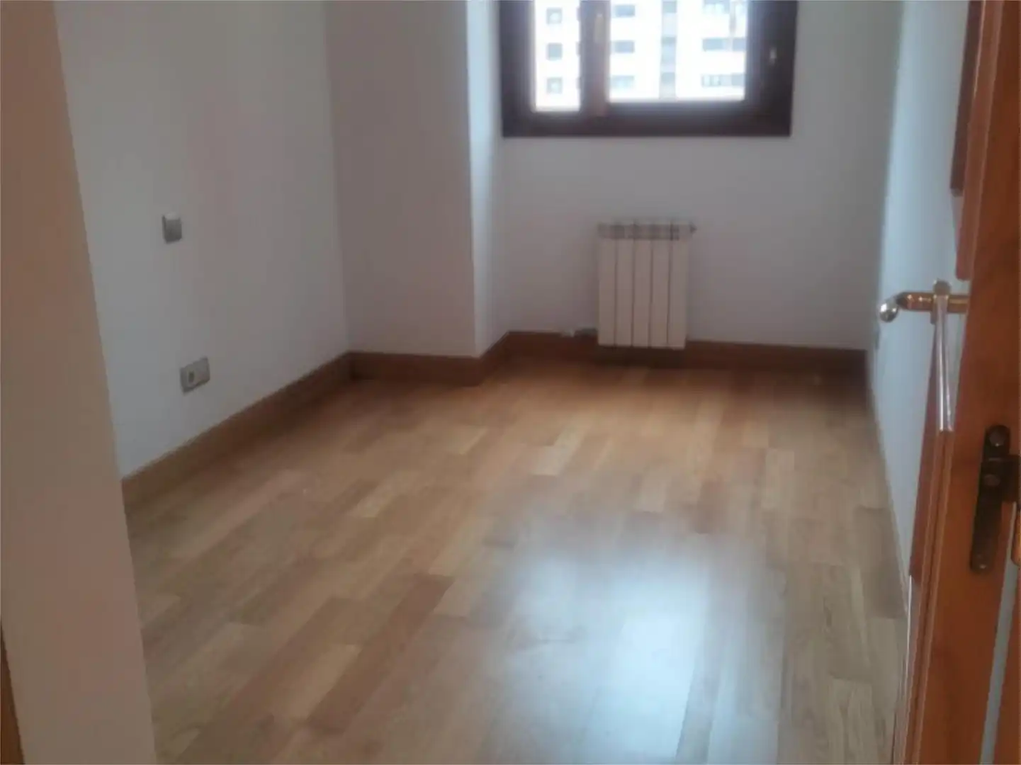 Piso en venta en Paseo de Zorrilla, 155, La Rubia Habitación de Piso en venta en Valladolid con Calefacción, Jardín privado y Parquet