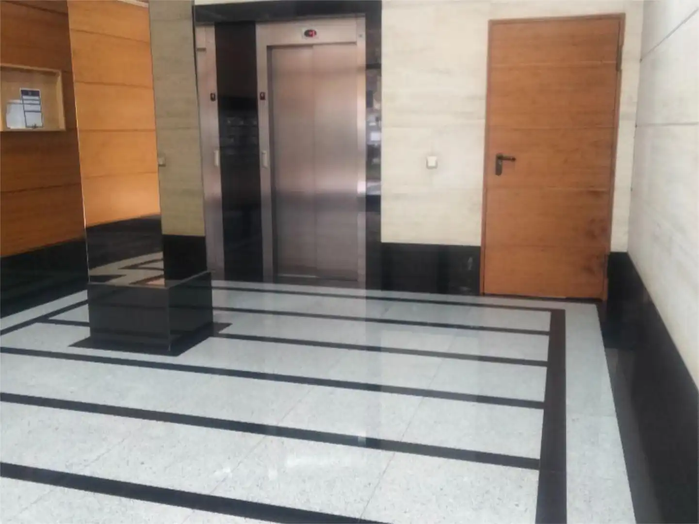 Piso en venta en Paseo de Zorrilla, 155, La Rubia Piso en venta en Valladolid con Calefacción, Jardín privado y Parquet