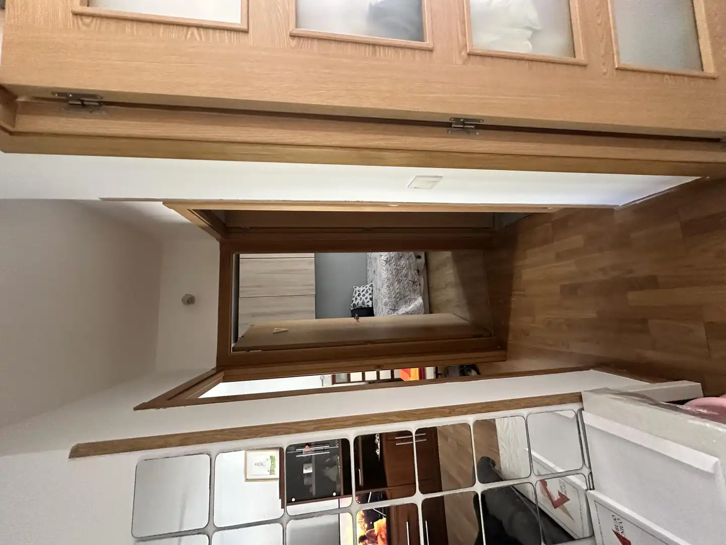 Piso en venta en Calle de Vélez Rubio, 189, Apóstol Santiago Piso en venta en Madrid con Calefacción, Parquet y Amueblado