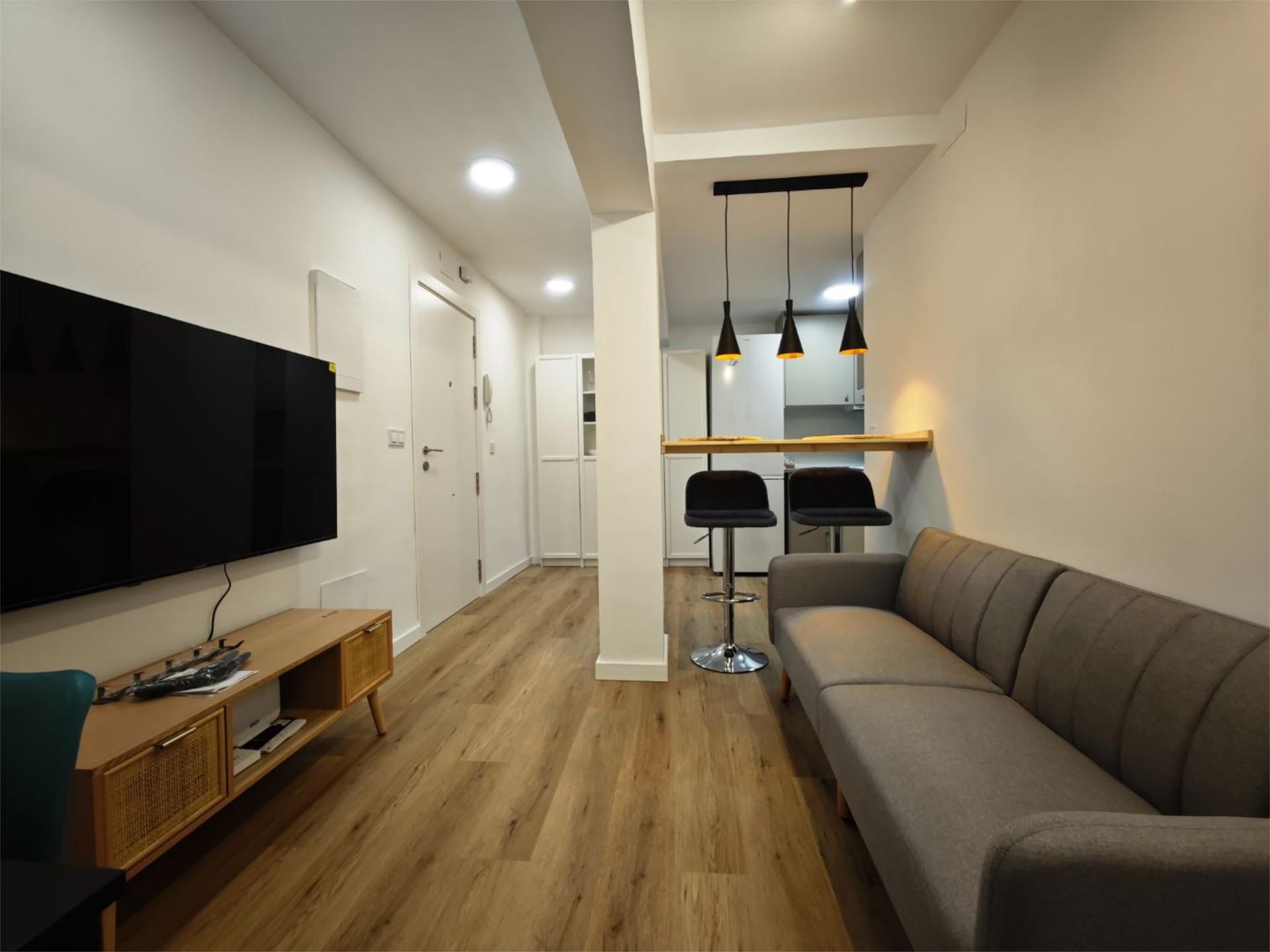 Pis de lloguer a Calle Puerto de Jumilla, Juan XXIII - Rochelambert