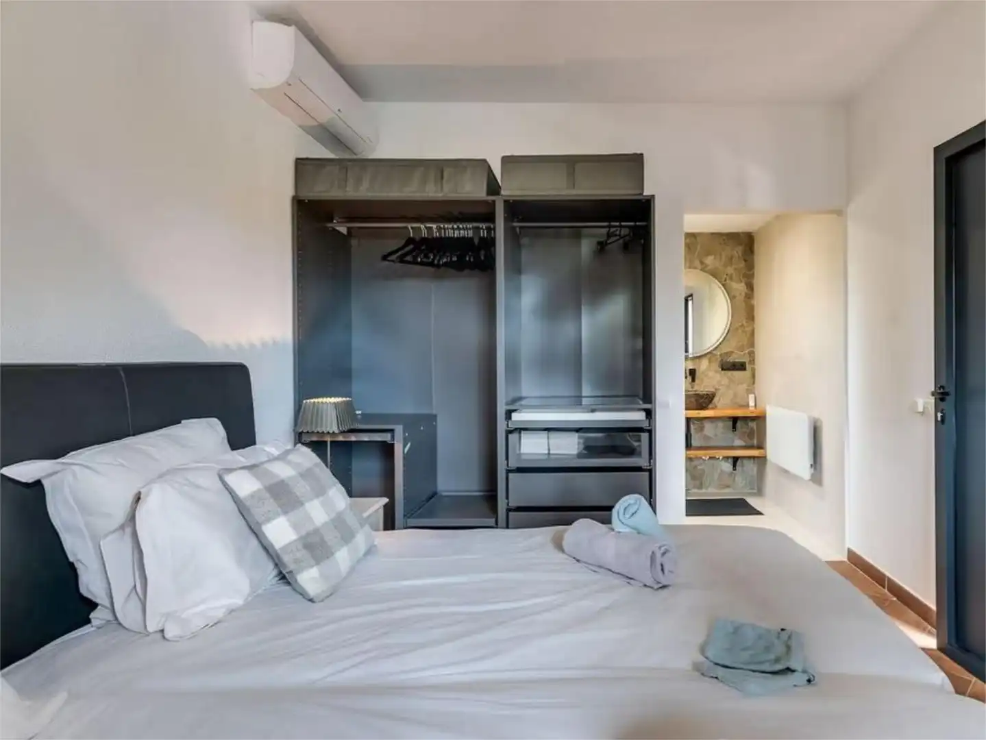 Casa o chalet de alquiler en Calle del Faísán, 140, Marbesa Habitación de Casa o chalet de alquiler en Marbella con Aire acondicionado, Terraza y Piscina
