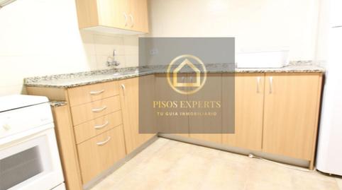 Foto 2 de Pis en venda a Carrer de Rafael Casanovas, 17, Bell-lloc d'Urgell, Lleida