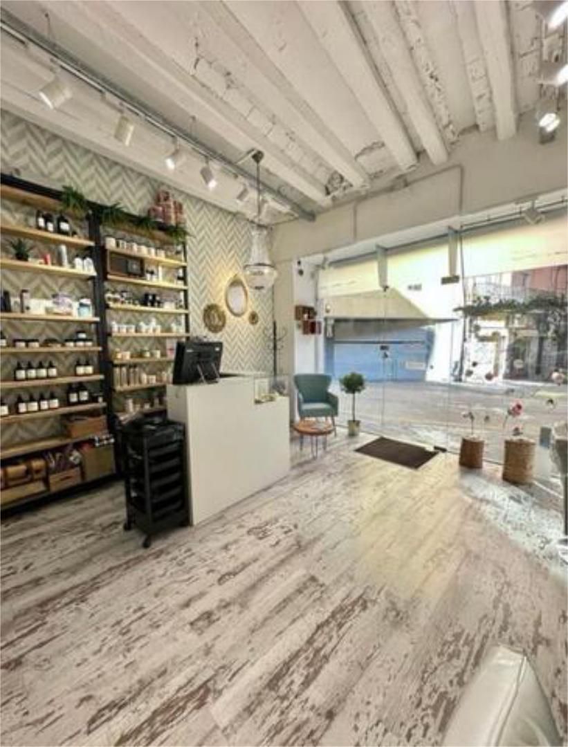 Locales de alquiler en Plaza Josep Solans, Lleida Capital | fotocasa