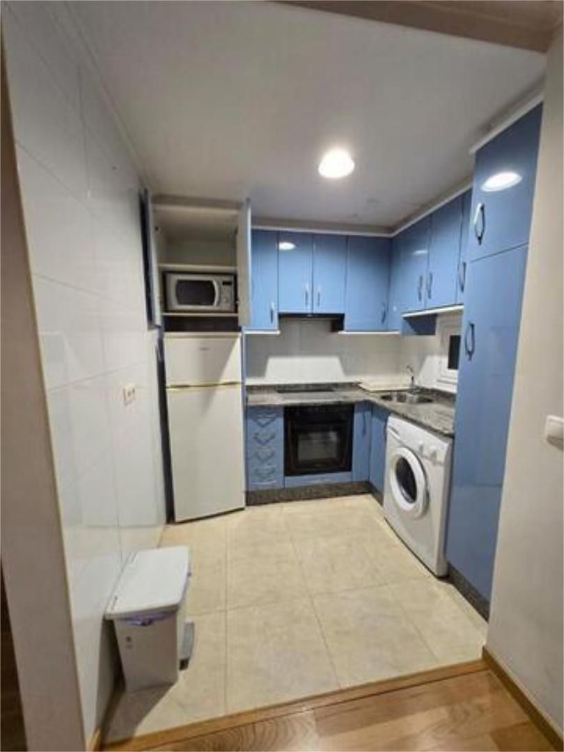 Kitchen of Flat to rent in Ourense Capital   with Storage room and Furnished