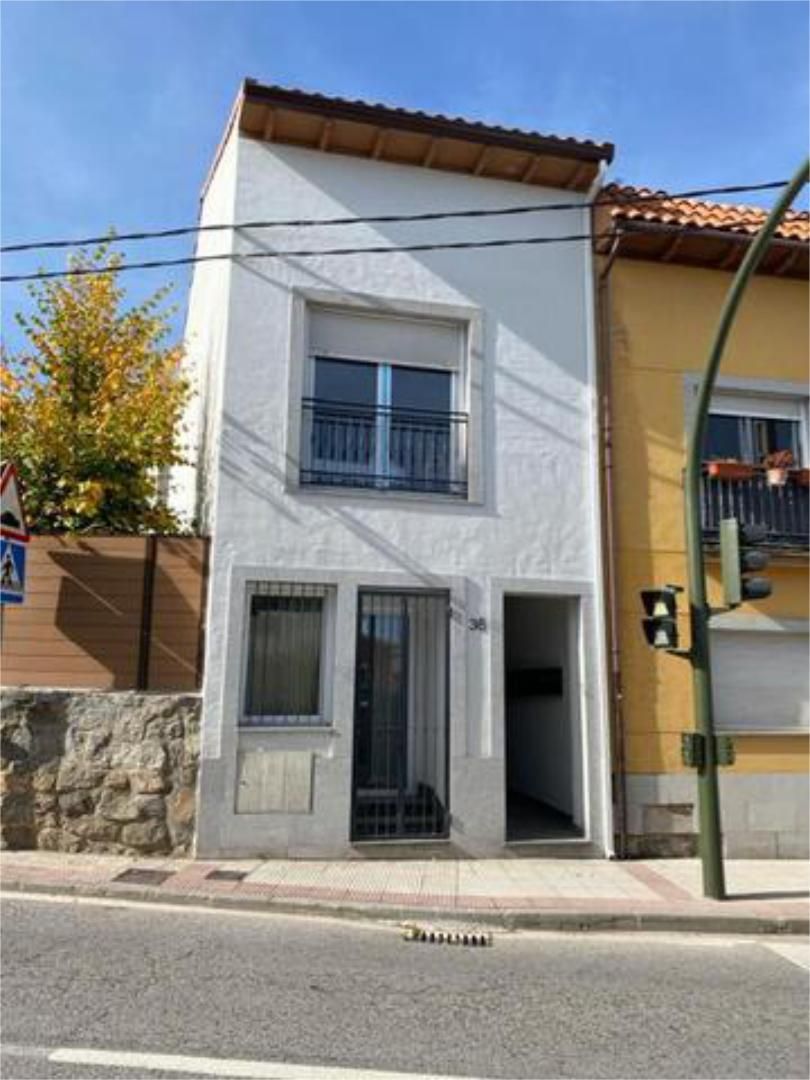 Exterior view of Premises to rent in Navalagamella