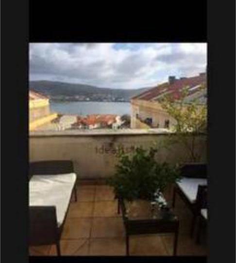 Flat to rent in Corcubión, A Coruña - image 1 Photo 1 of Flat to rent in Corcubión, A Coruña