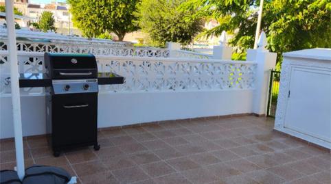 Foto 2 de Casa o xalet en venda a Calle la Calera, 57, Nueva Torrevieja, Alicante