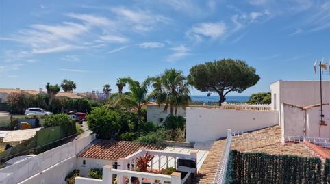 Casa adosada en venda a Avenida de las Adelfas, 44a, Las Lomas, Málaga - imatge 3 Foto 3 de Casa adosada en venda a Avenida de las Adelfas, 44a, Las Lomas, Málaga
