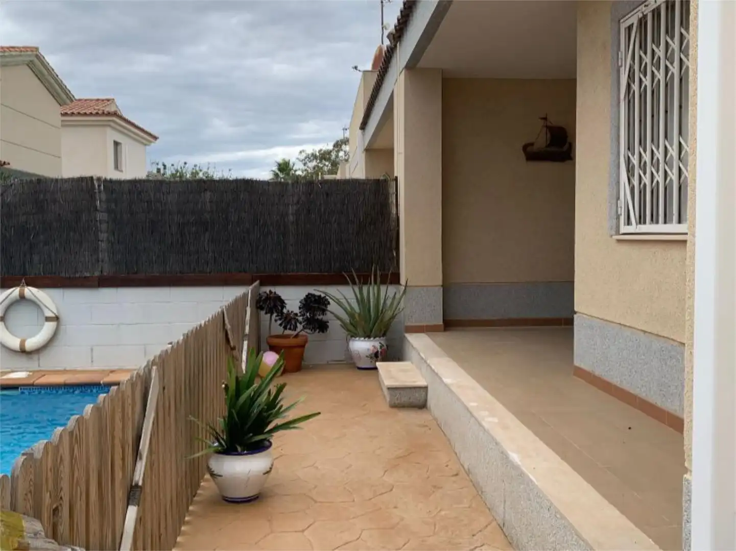 Casa o chalet en venta en Carrer del Flamenc, 9, Deltebre Terraza de Casa o chalet en venta en Deltebre con Aire acondicionado, Terraza y Piscina