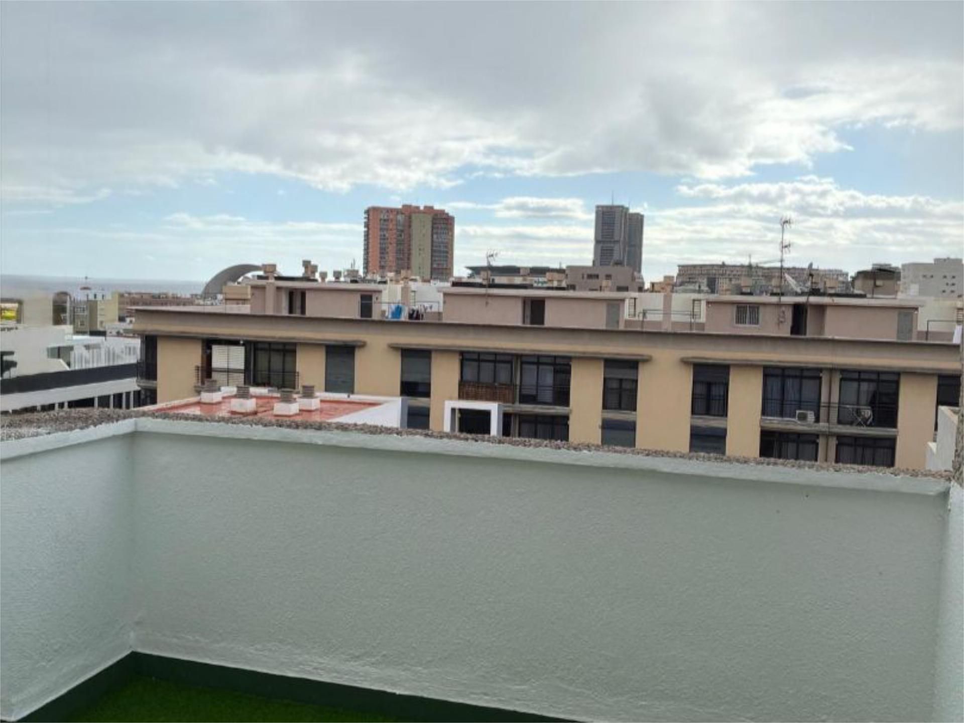 Exterior view of Flat to rent in  Santa Cruz de Tenerife Capital  with Terrace