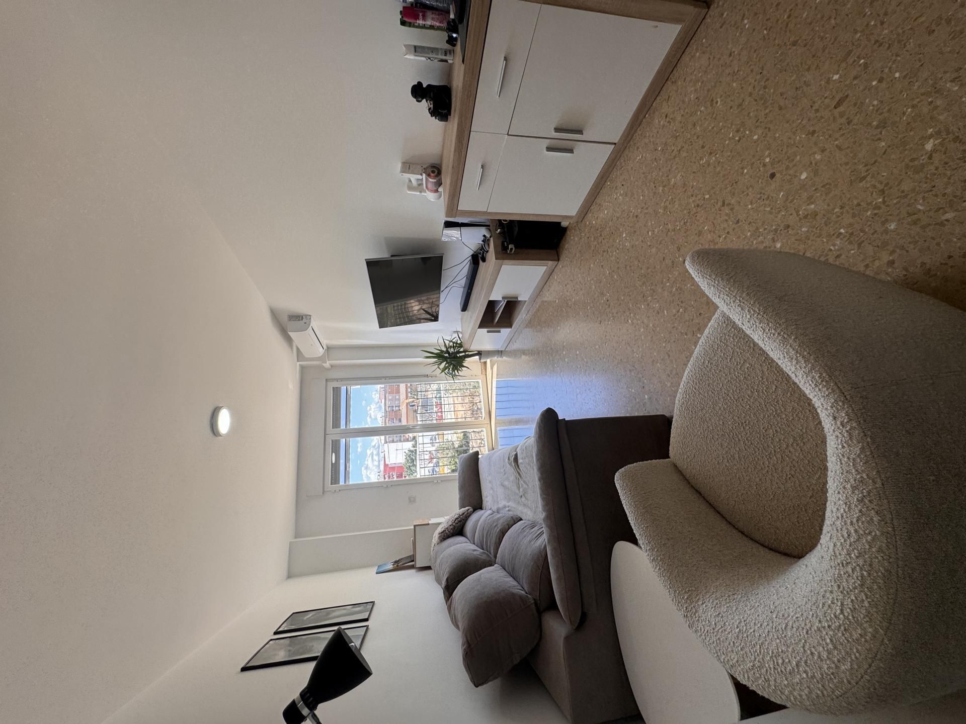 Pis en venda a Carrer de Catarroja, 14, Massanassa Sala d'estar de Pis en venda en Massanassa amb Aire condicionat i Balcó