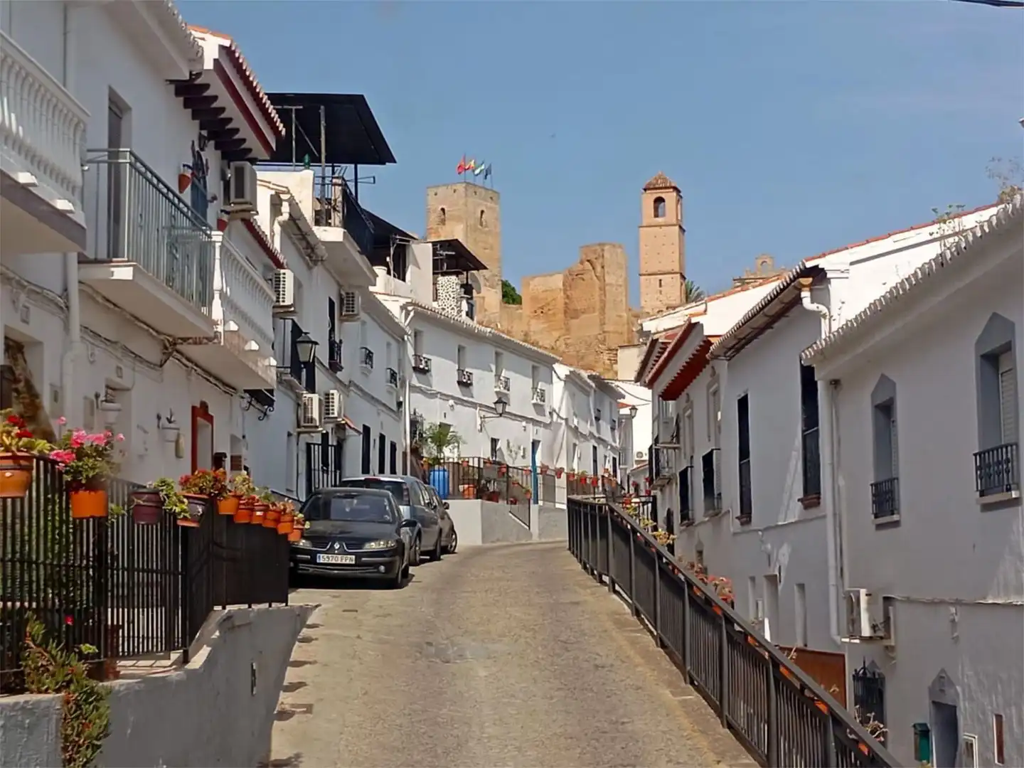 Habitació a Calle Ancha, 20, Álora Vista exterior de Casa adosada per a compartir en Álora amb Aire condicionat, Calefacció i Terrassa