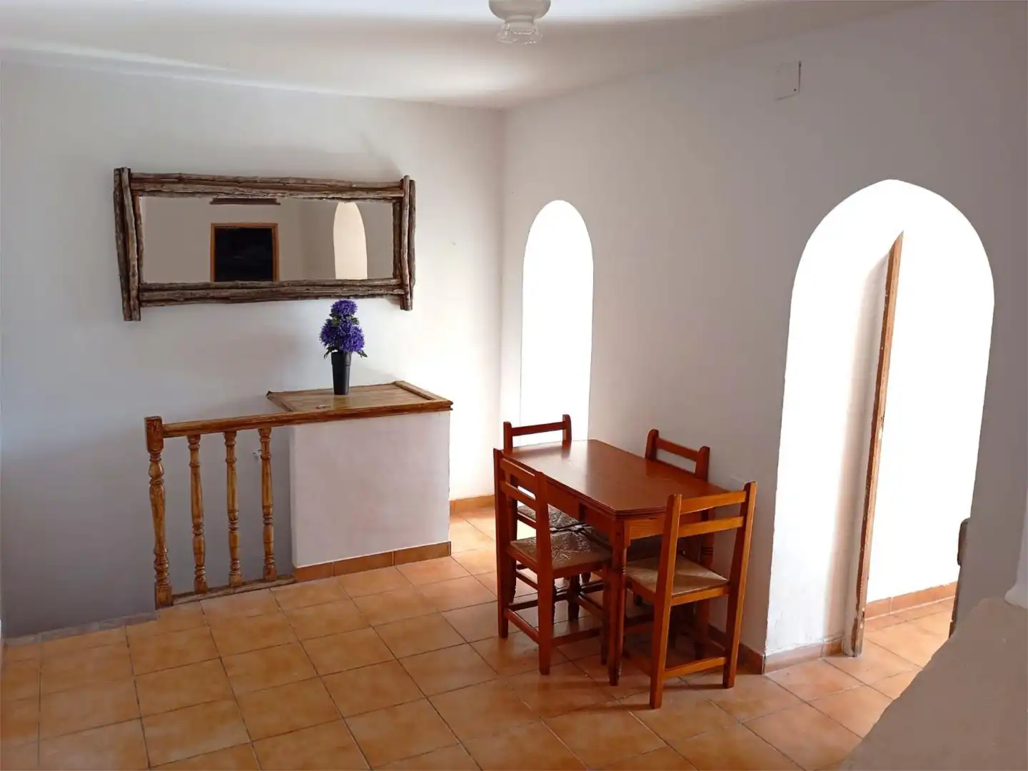 Habitació a Calle Ancha, 20, Álora Menjador de Casa adosada per a compartir en Álora amb Aire condicionat, Calefacció i Terrassa