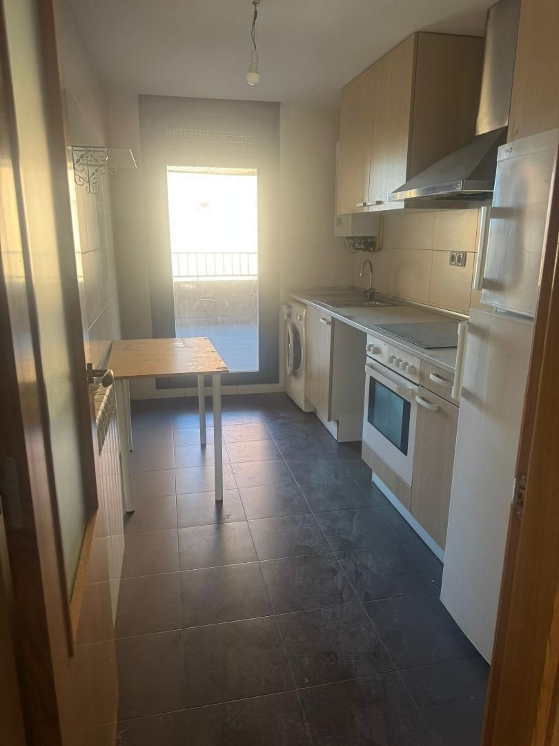 Kitchen of Flat to rent in Pedrola  with Heating