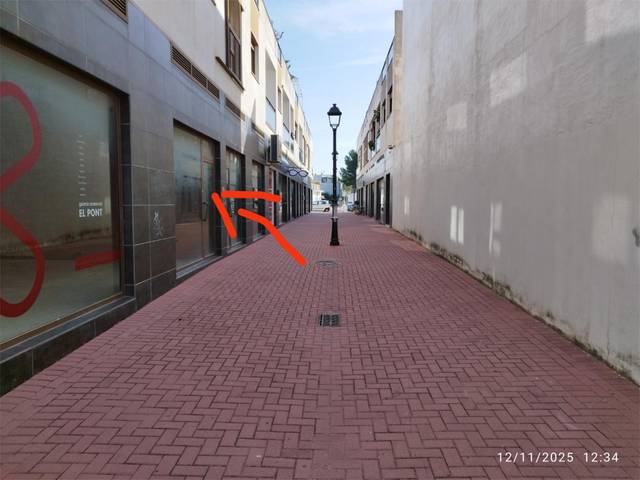 Local comercial en Venta en Carrer Vicent Ferrer, 5 en Els Poblets