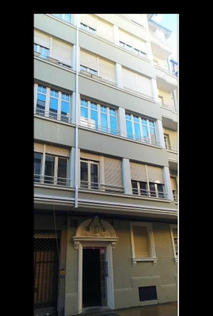 Vista exterior de Loft de alquiler en León Capital  con Calefacción, Parquet y Terraza