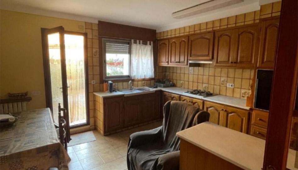 Casa adosada en venda a Carrer del Canat, 16, Banyoles, Girona - imatge 1 Foto 1 de Casa adosada en venda a Carrer del Canat, 16, Banyoles, Girona