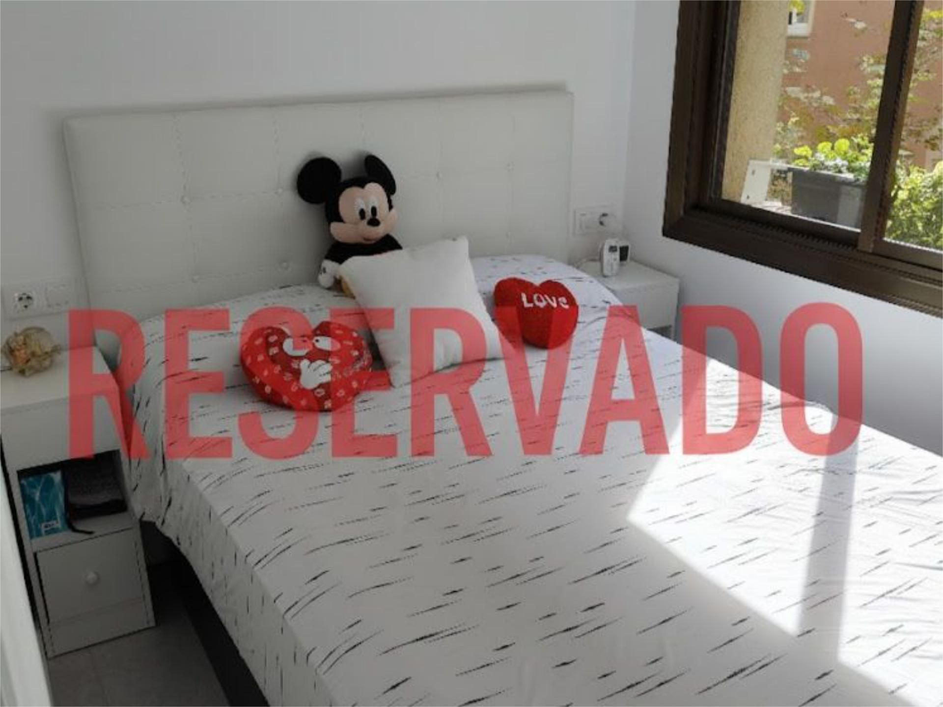 Dormitori de Pis en venda en  Barcelona Capital amb Aire condicionat