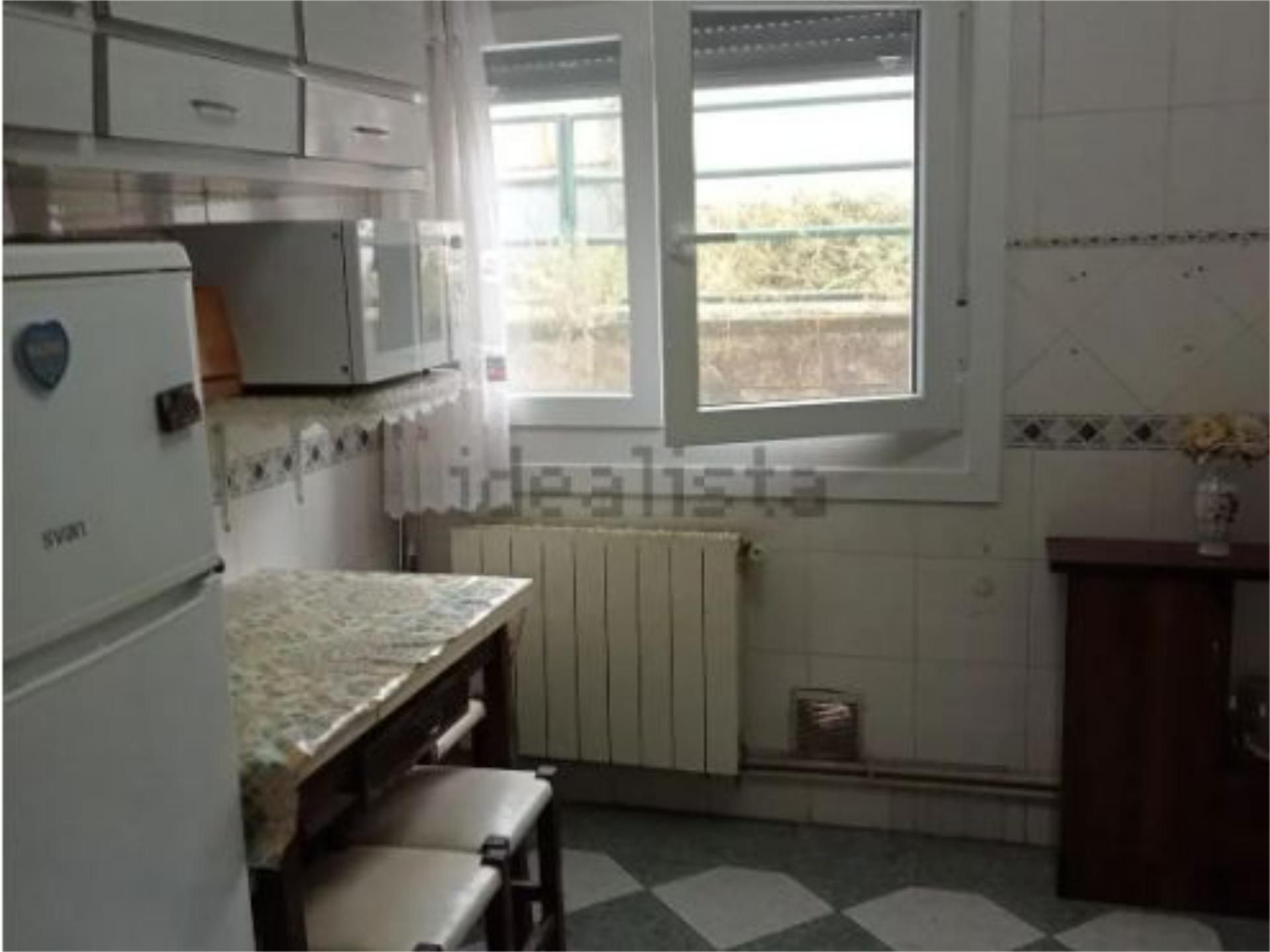 Flat for sale in Larrabe Kalea, 7, Amurrio Kitchen of Flat for sale in Amurrio with Heating, Storage room and Furnished