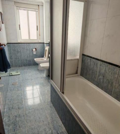 Photo 1 of Flat to share in Estrada Do Feal, 3, Piñeiros- Freixeiro, A Coruña