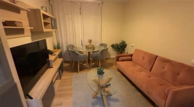 Piso en Alquiler en Calle Mariano Suárez Pola, 36 en Luanco - Aramar - Antromero