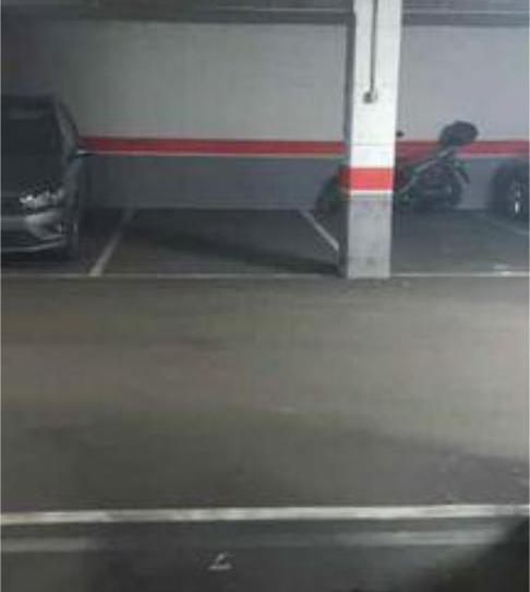 Garage to rent in El Polígono, Asturias - image 1 Photo 1 of Garage to rent in El Polígono, Asturias