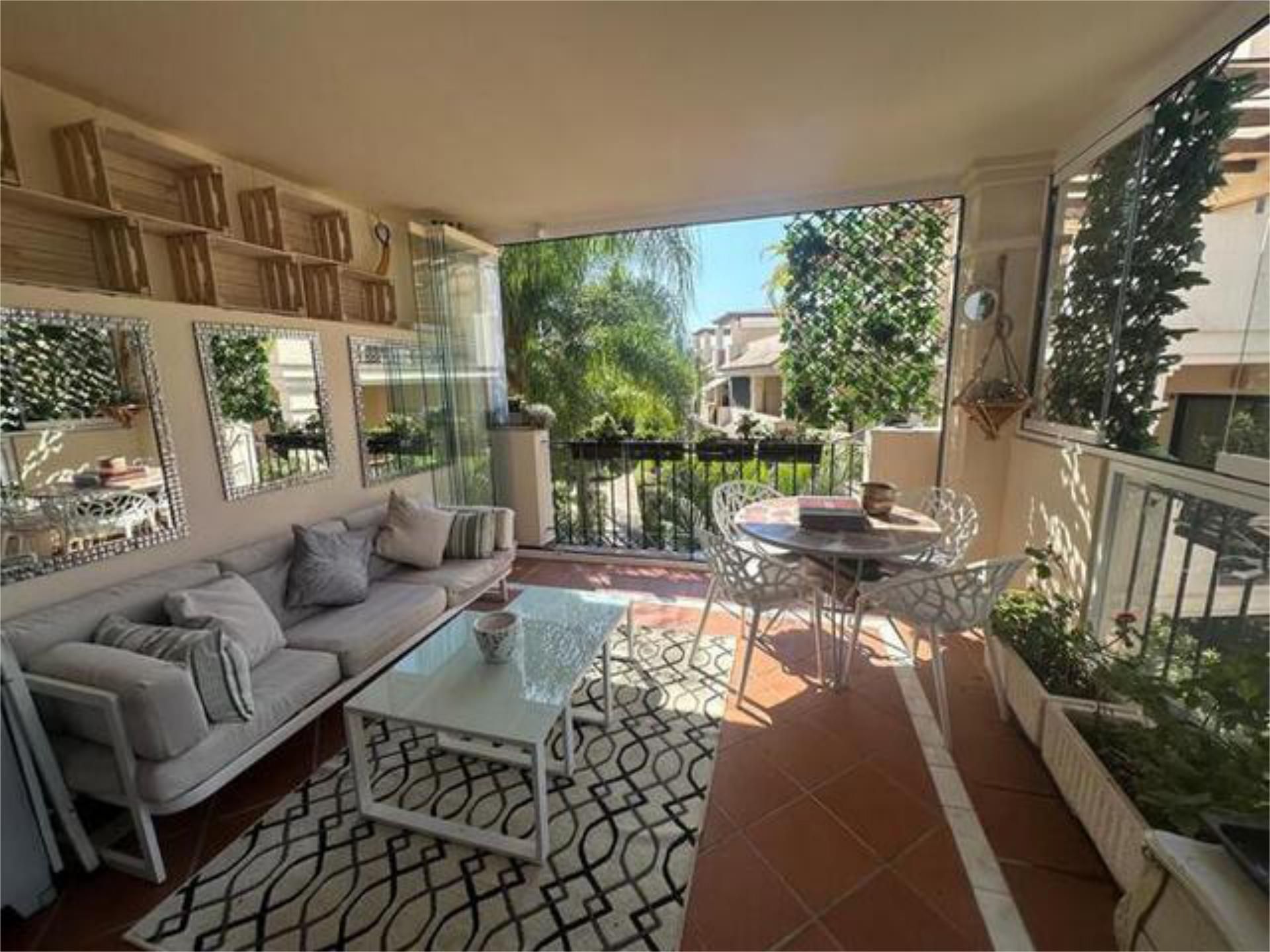 Apartament de lloguer a La Dama de Noche - La Alzambra