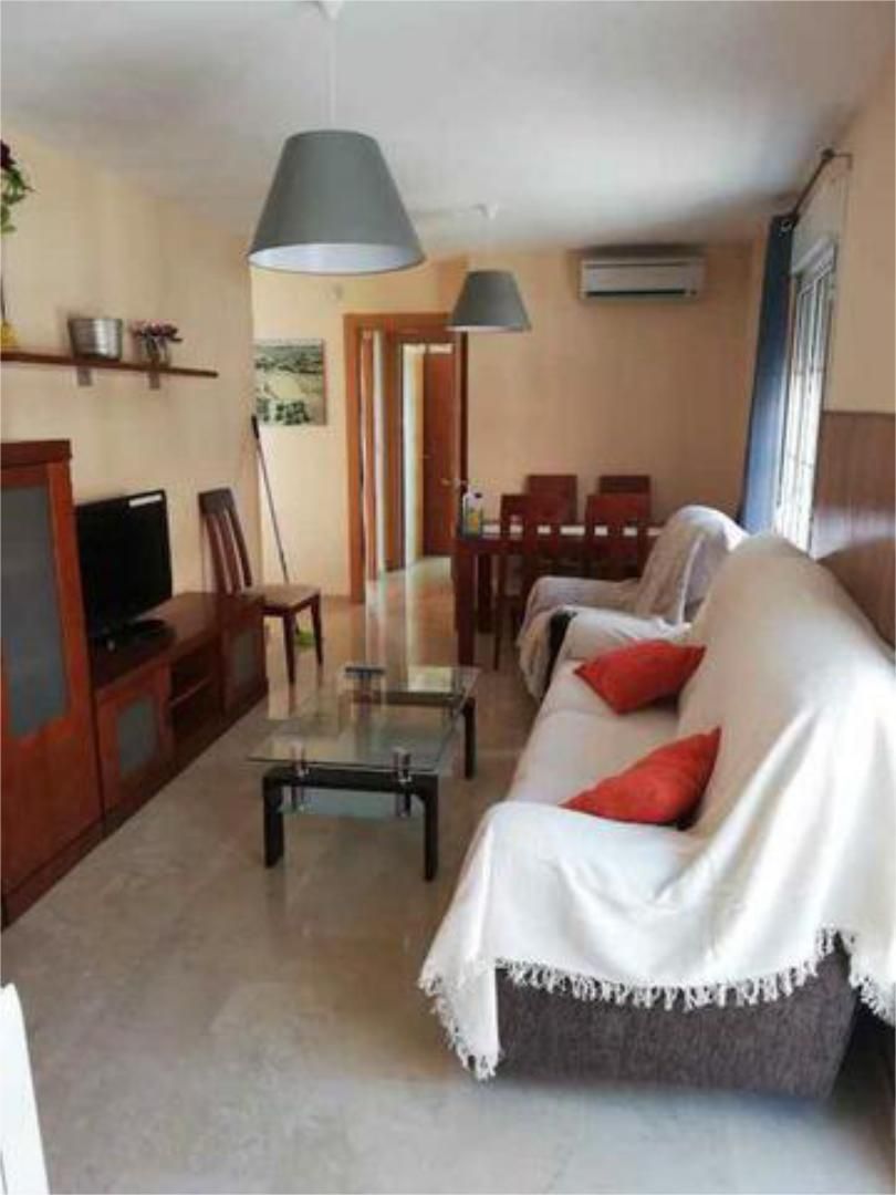 Flat to rent in Baza