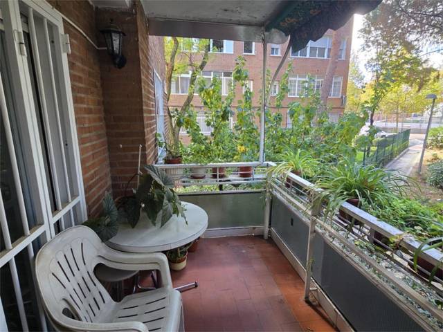 Piso en Venta en Calle Carril del Conde, 68 en Canillas