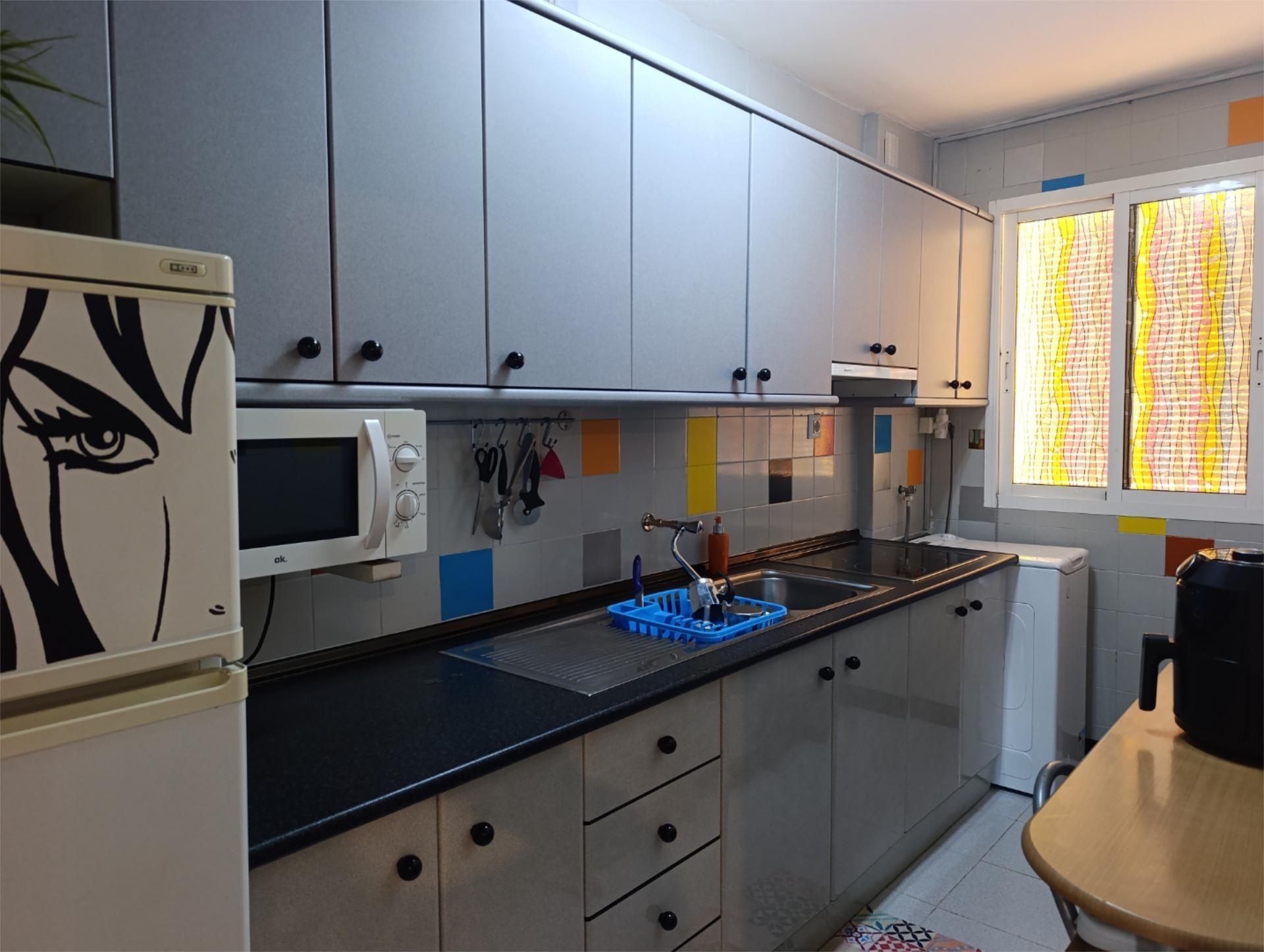 Kitchen of Flat for sale in Alcalá de Guadaira  with Furnished and Washing machine
