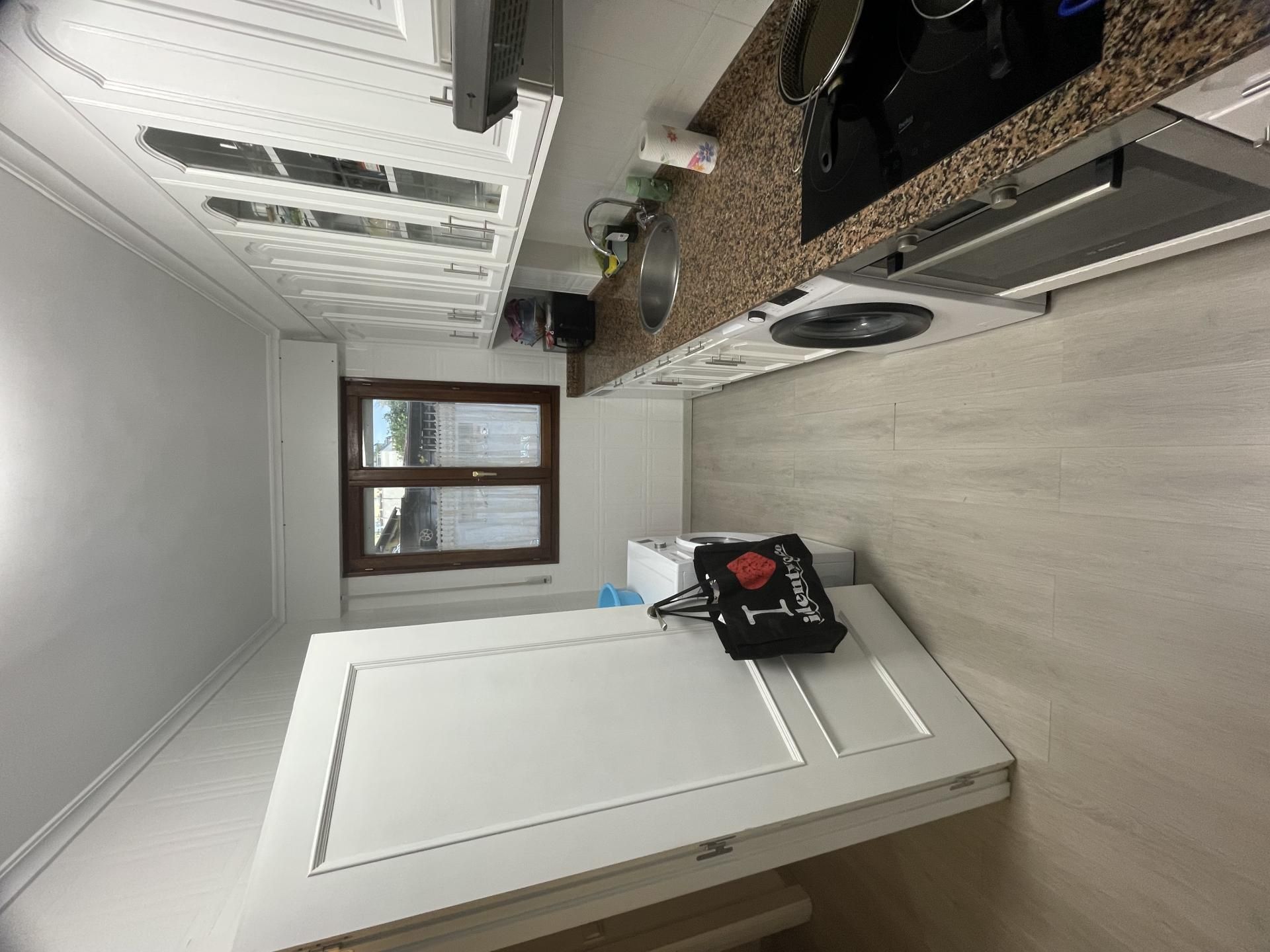 Casa adosada en venda en El Astillero   amb Terrassa i Balcó