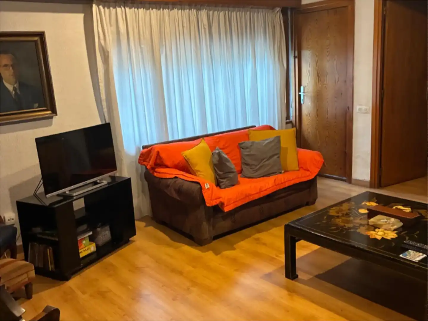 Casa o chalet en venta en Calle de Durango, 44, La Florida - El Plantío Sala de estar de Casa o chalet en venta en Madrid con Aire acondicionado, Calefacción y Jardín privado