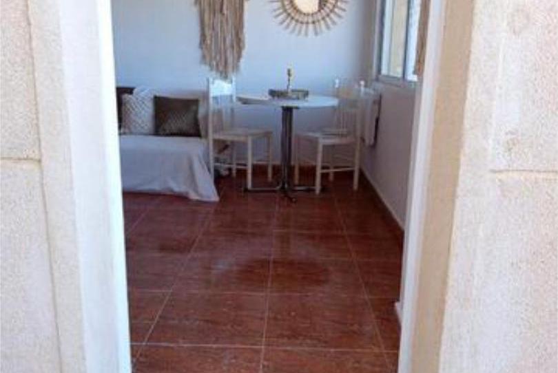 Photo 1 of Study to rent in Pueblo Acantilado - Lanuza, Alicante