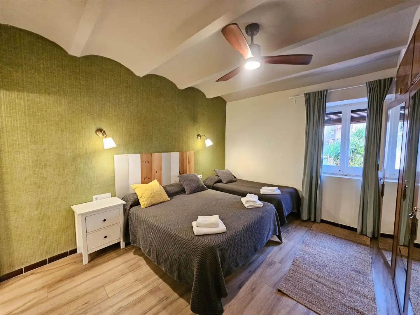 Finca rústica en venta en Carrer Figueres, 24, Sant Mori Habitación de Finca rústica en venta en Sant Mori con Aire acondicionado, Calefacción y Jardín privado