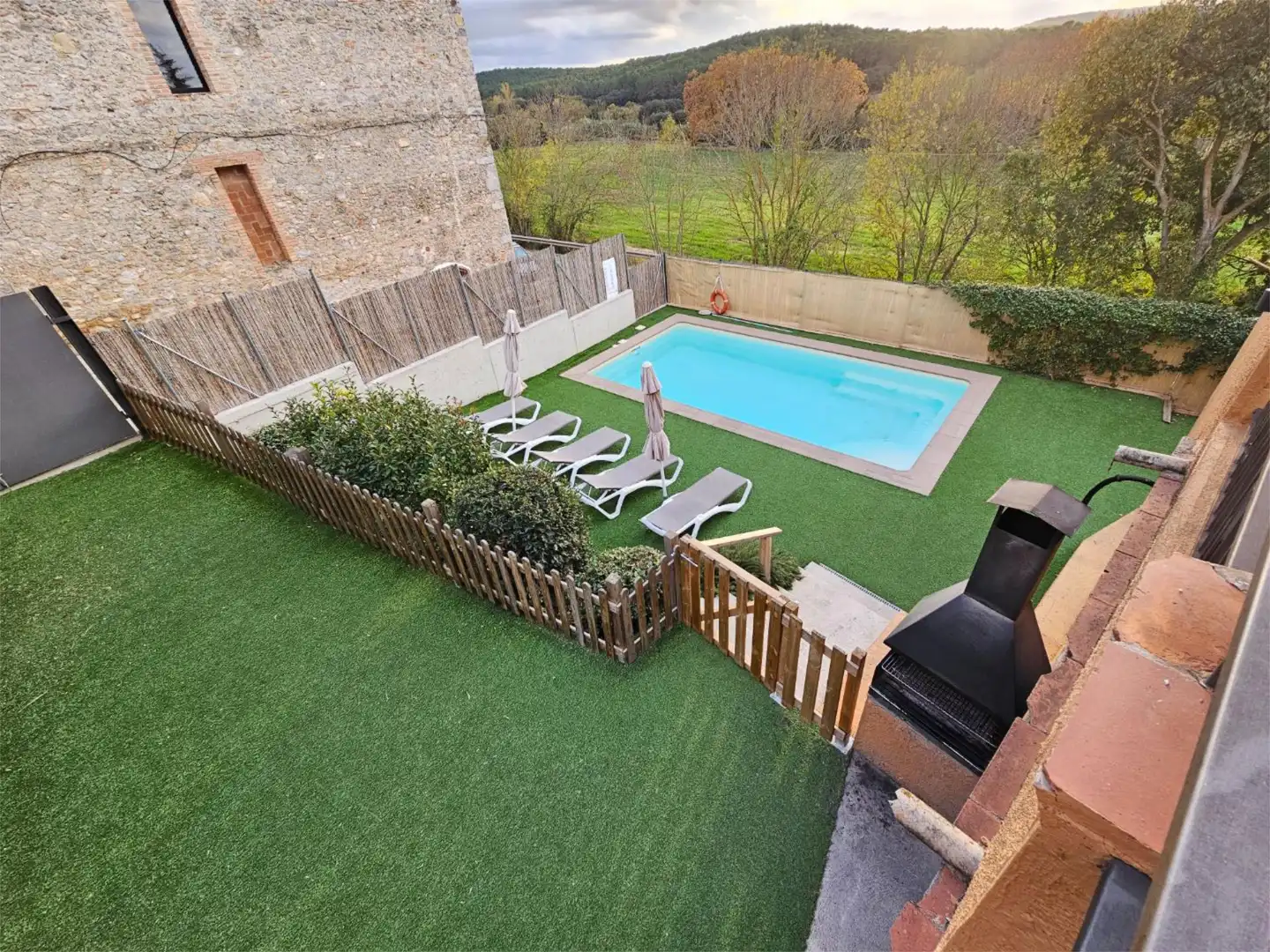 Finca rústica en venta en Carrer Figueres, 24, Sant Mori Piscina de Finca rústica en venta en Sant Mori con Aire acondicionado, Calefacción y Jardín privado