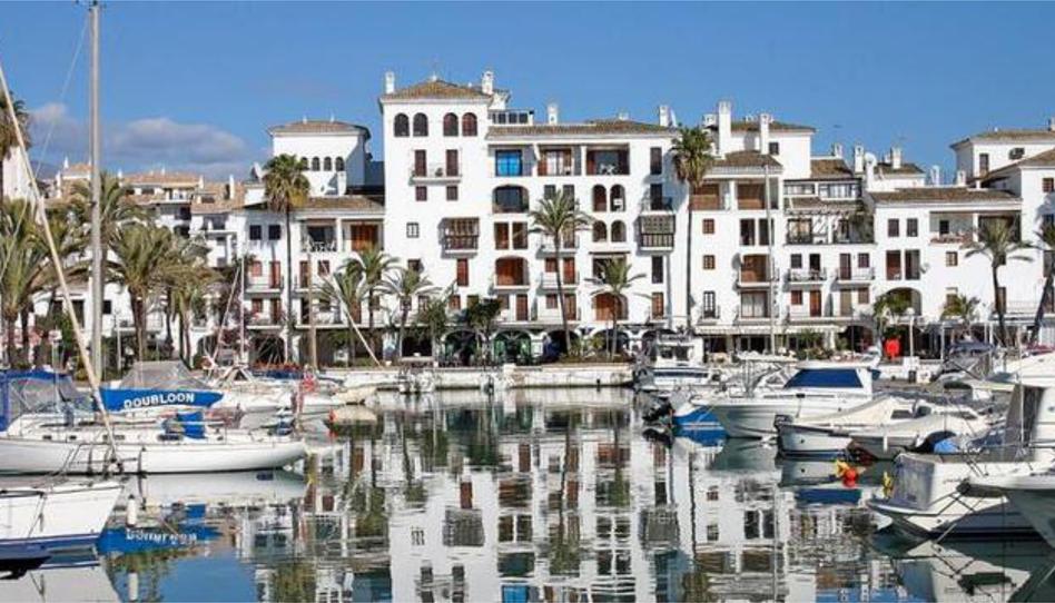 Foto 1 de Traster de lloguer a Puerto de la Duquesa, Málaga