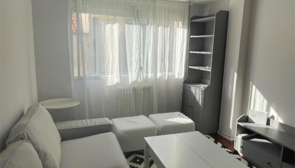 Flat to rent in Rúa Da Virxe Do Camiño, 7, Zona de Plaza de Barcelos, Pontevedra - image 1 Photo 1 of Flat to rent in Rúa Da Virxe Do Camiño, 7, Zona de Plaza de Barcelos, Pontevedra